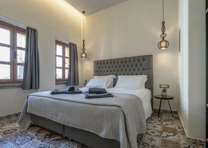 לינה וארוחת בוקר Casa Poli