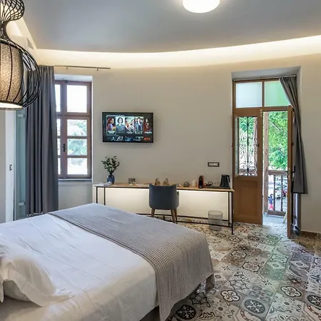 Casa Poli